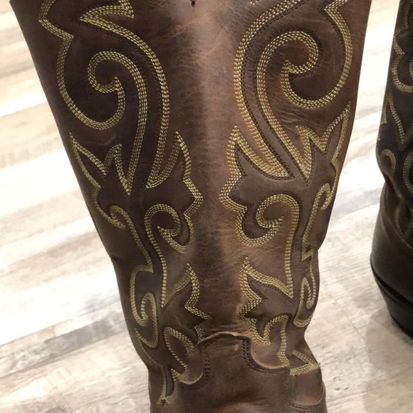 Justin Buck in Brown Boots - Picture 9 of 12